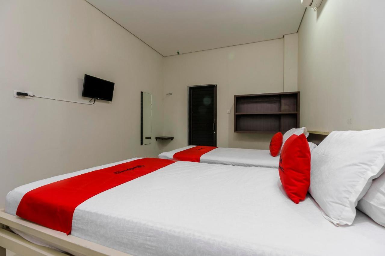 Reddoorz Near Samarinda Central Plaza Buitenkant foto
